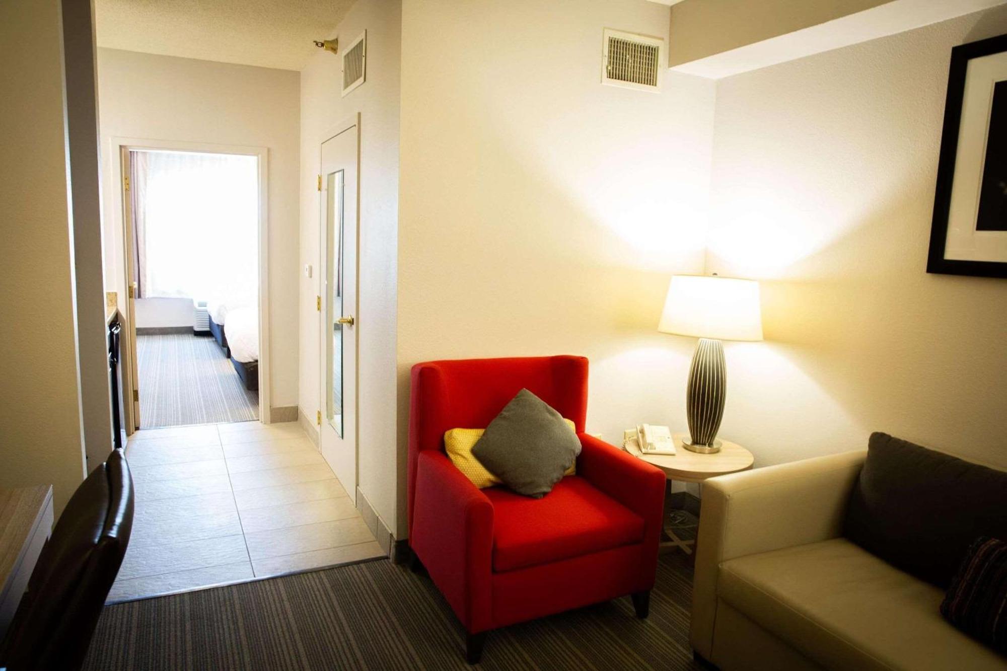 Country Inn & Suites By Radisson, Burlington Elon , Nc Экстерьер фото