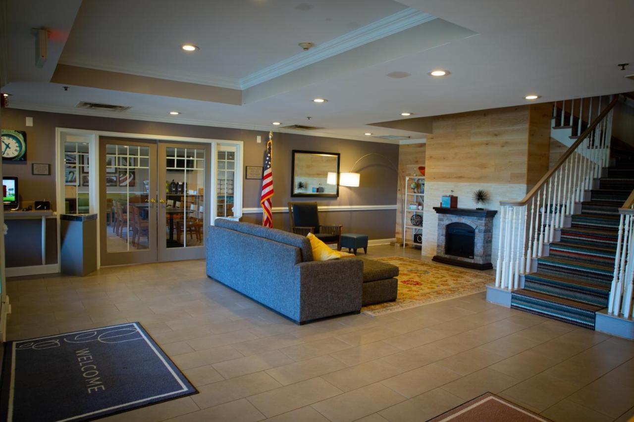 Country Inn & Suites By Radisson, Burlington Elon , Nc Экстерьер фото